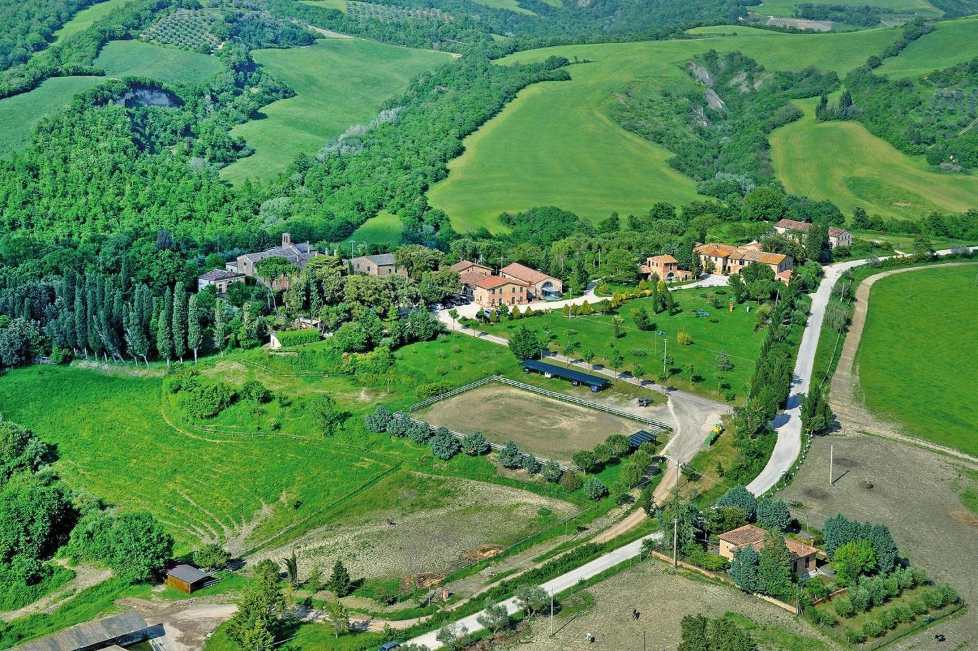 Апартаменты Fattoria Bio Pieve A Salti Монтальчино Экстерьер фото